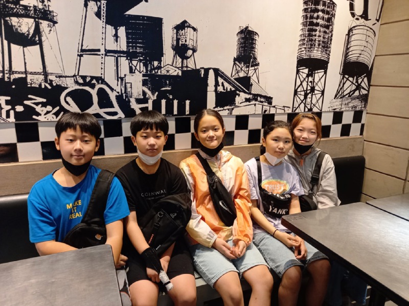 KakaoTalk_20221105_181638979_06.jpg